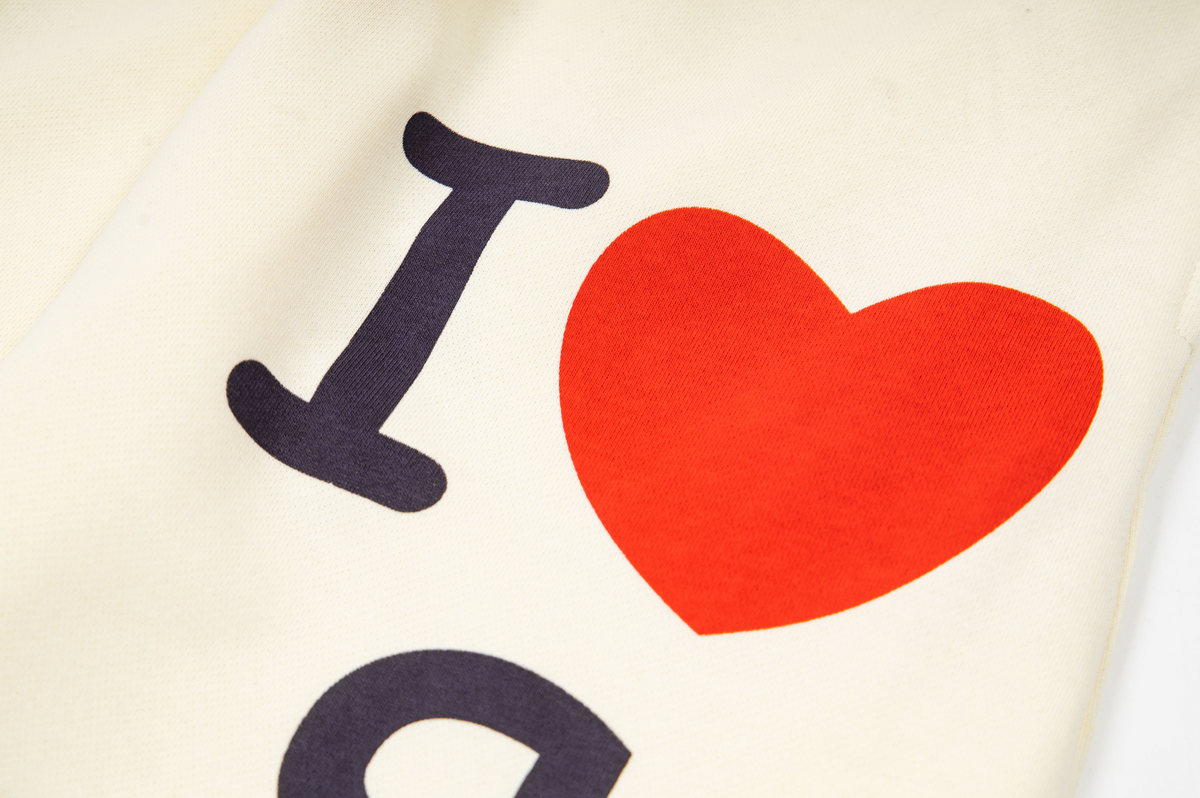©SAINT M×××××× "I LOVE SAINT"Sweatpants in Cream / Off-White.